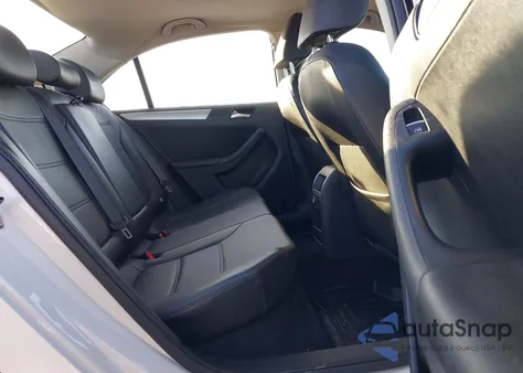 2013 Volkswagen Jetta 2.5L Se z USA, uszkodzony, nr VIN 3VWDP7AJ0DM408589